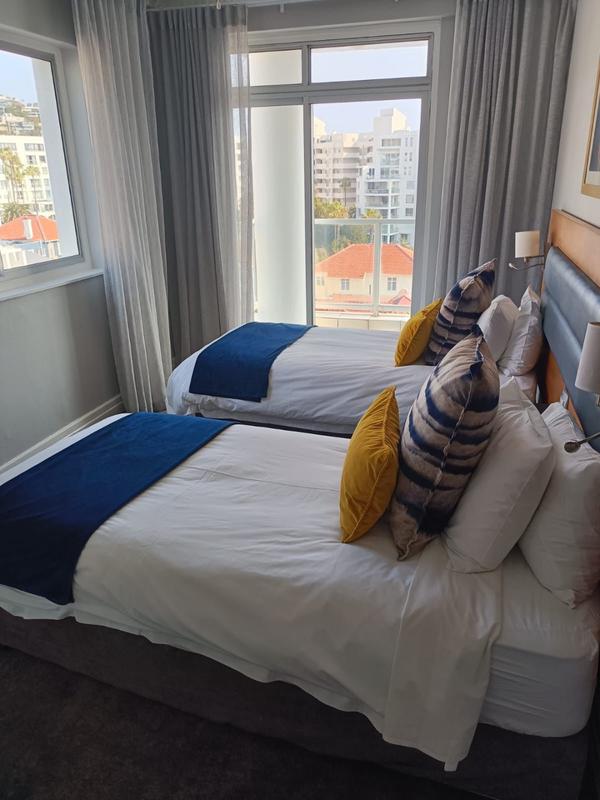 To Let 3 Bedroom Property for Rent in Sea Point Western Cape